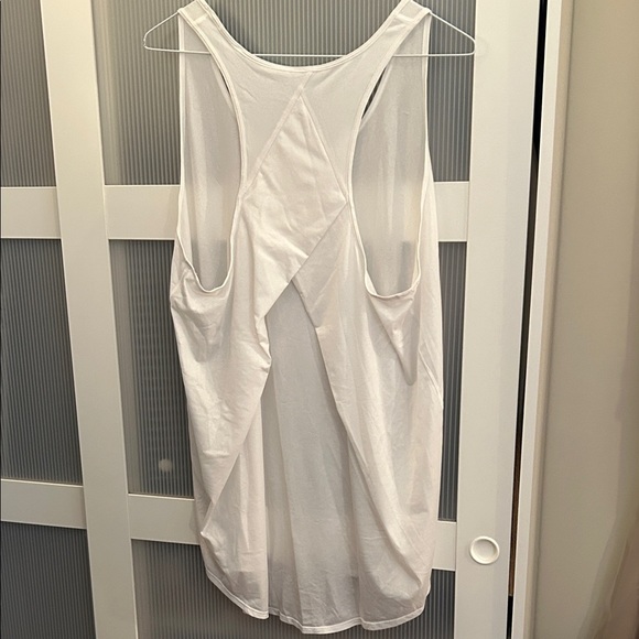 Lululemon, size 12, White Sleeveless Tank Top - Picture 3 of 3